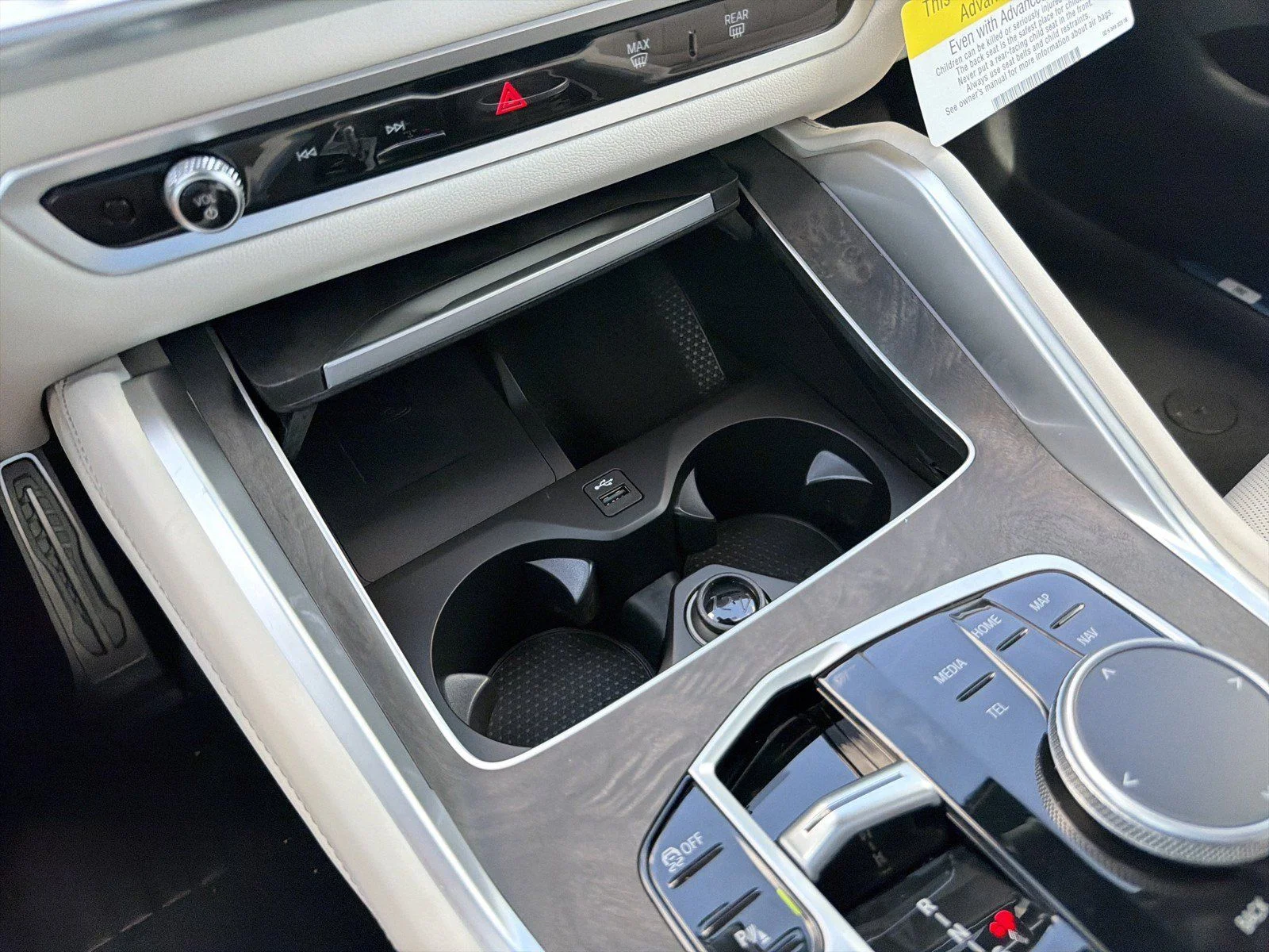 New 2027 Dravit Grey Metallic BMW xDrive40i image 37