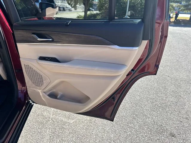 Used 2023 Red Jeep Limited image 18