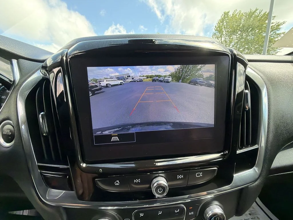 Used 2023 Blue Chevrolet LT image 23