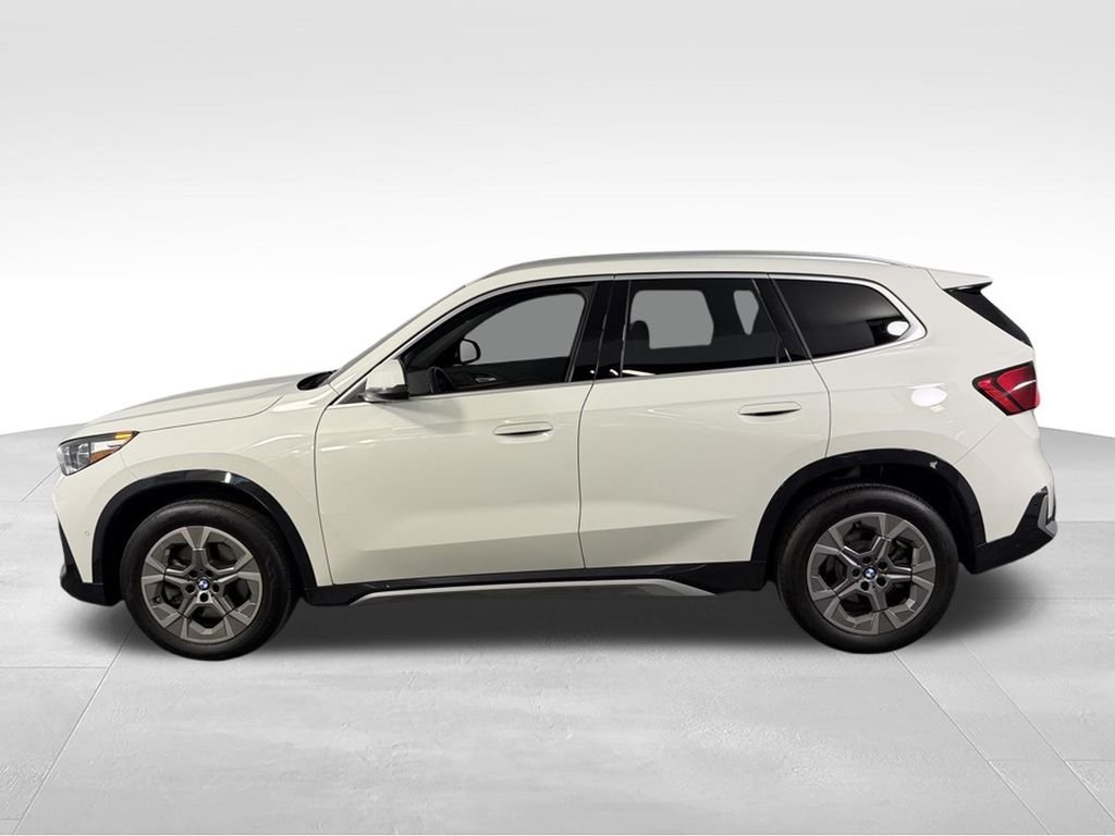 Used 2025 Alpine White BMW xDrive28i image 8
