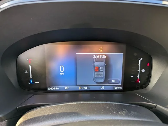 Used 2025 Gray Ford ST-Line image 30