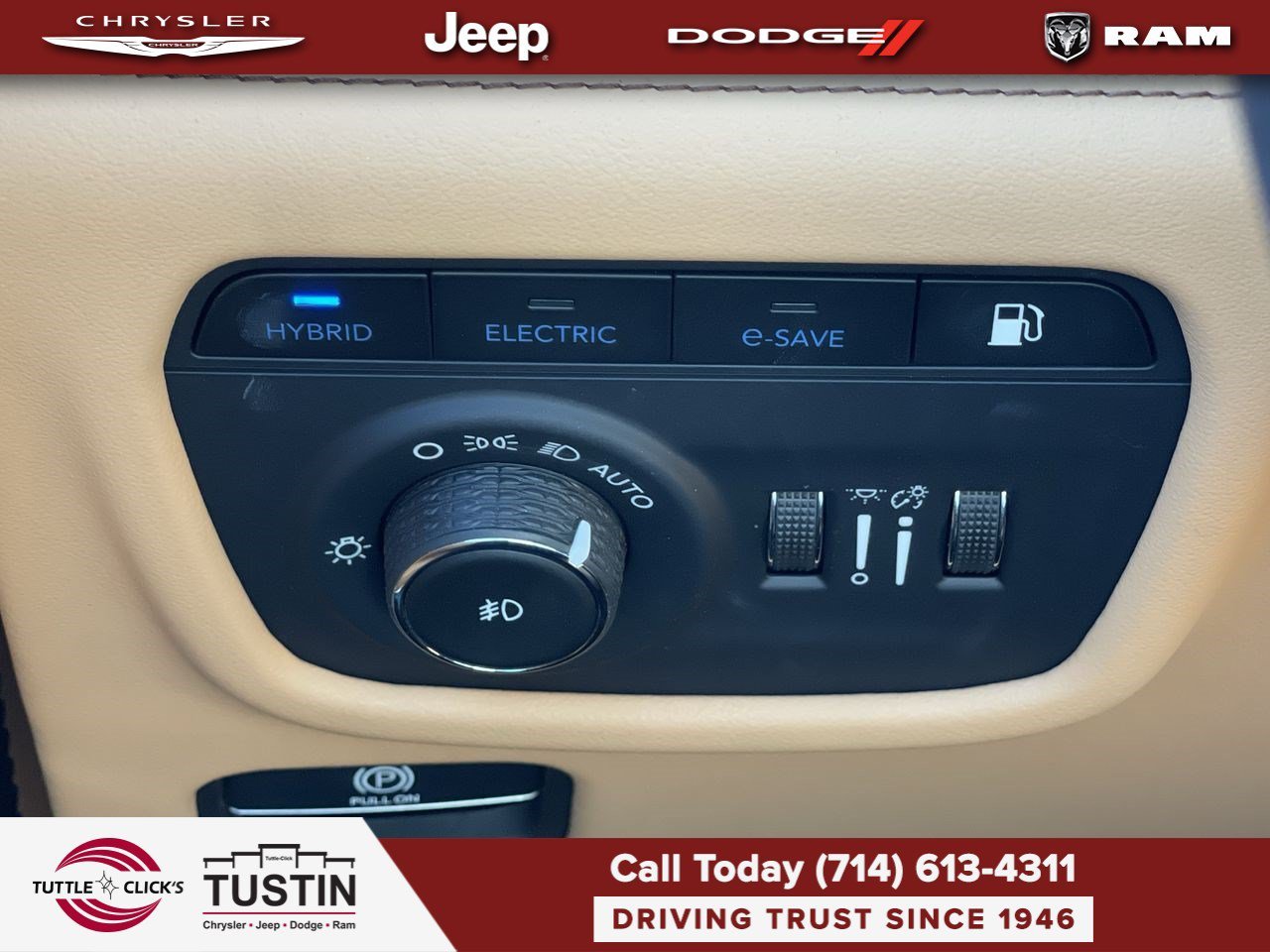 Used 2023 Bright White Clearcoat Jeep Summit Reserve image 24