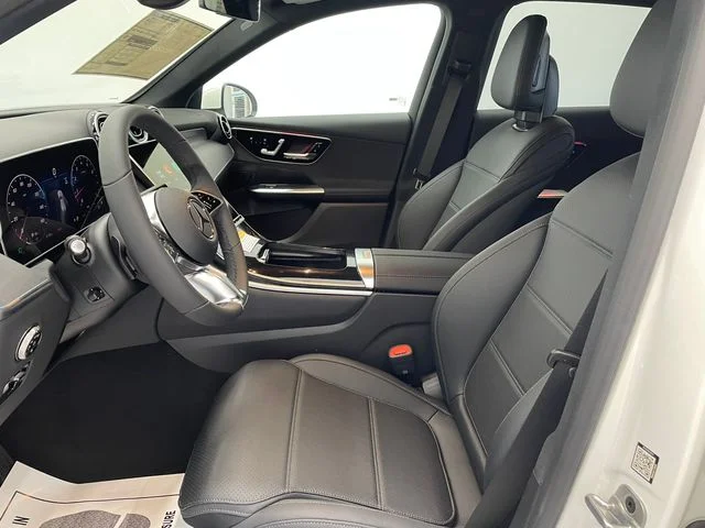 New 2026 Polar White Mercedes-Benz GLC 300 image 19