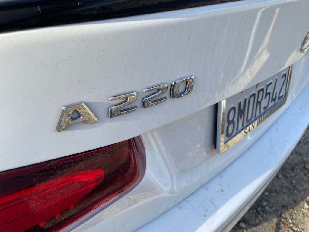 Used 2019 Polar White Mercedes-Benz A 220 image 8