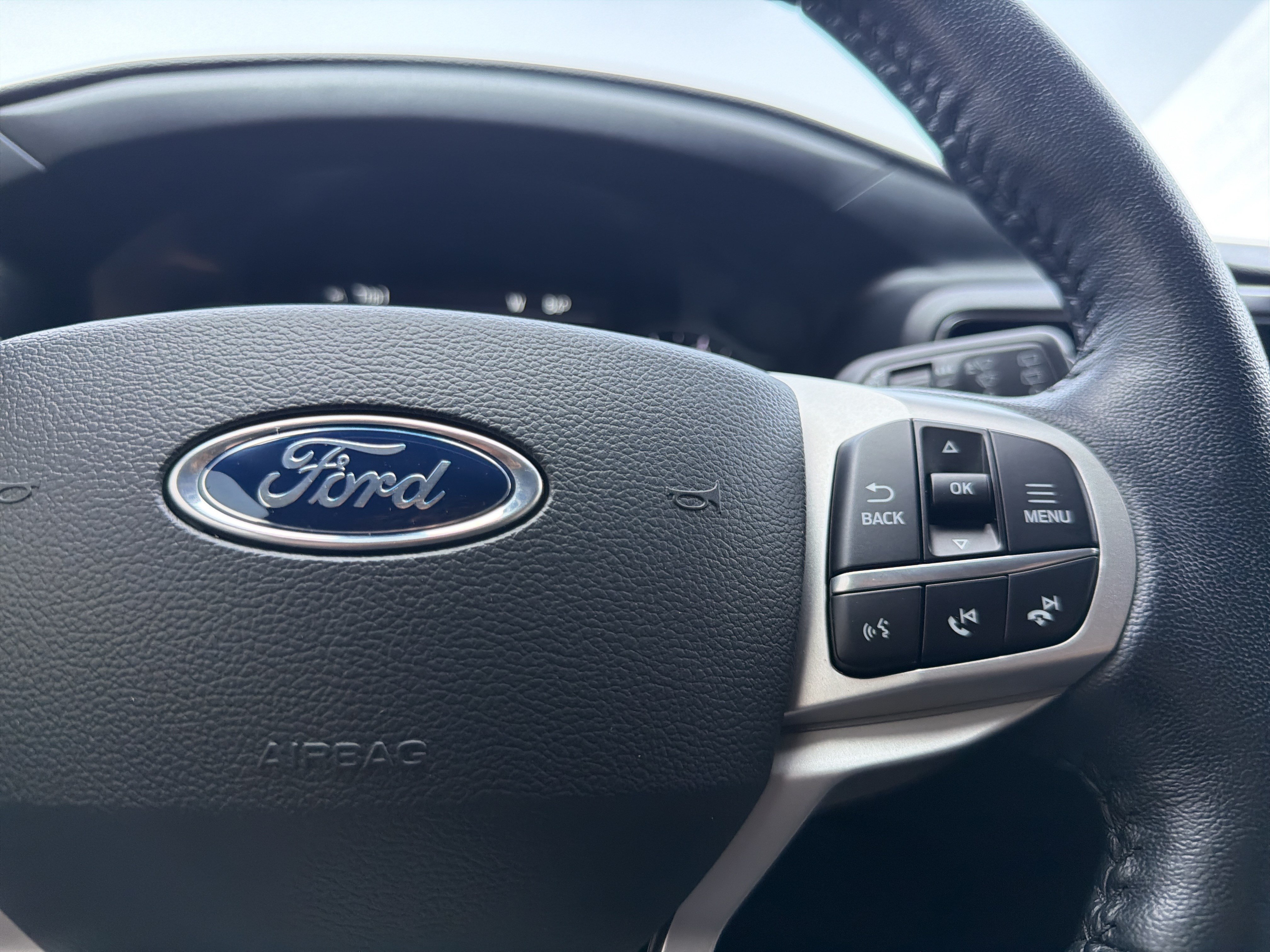 Used 2021 Black Ford XLT image 28