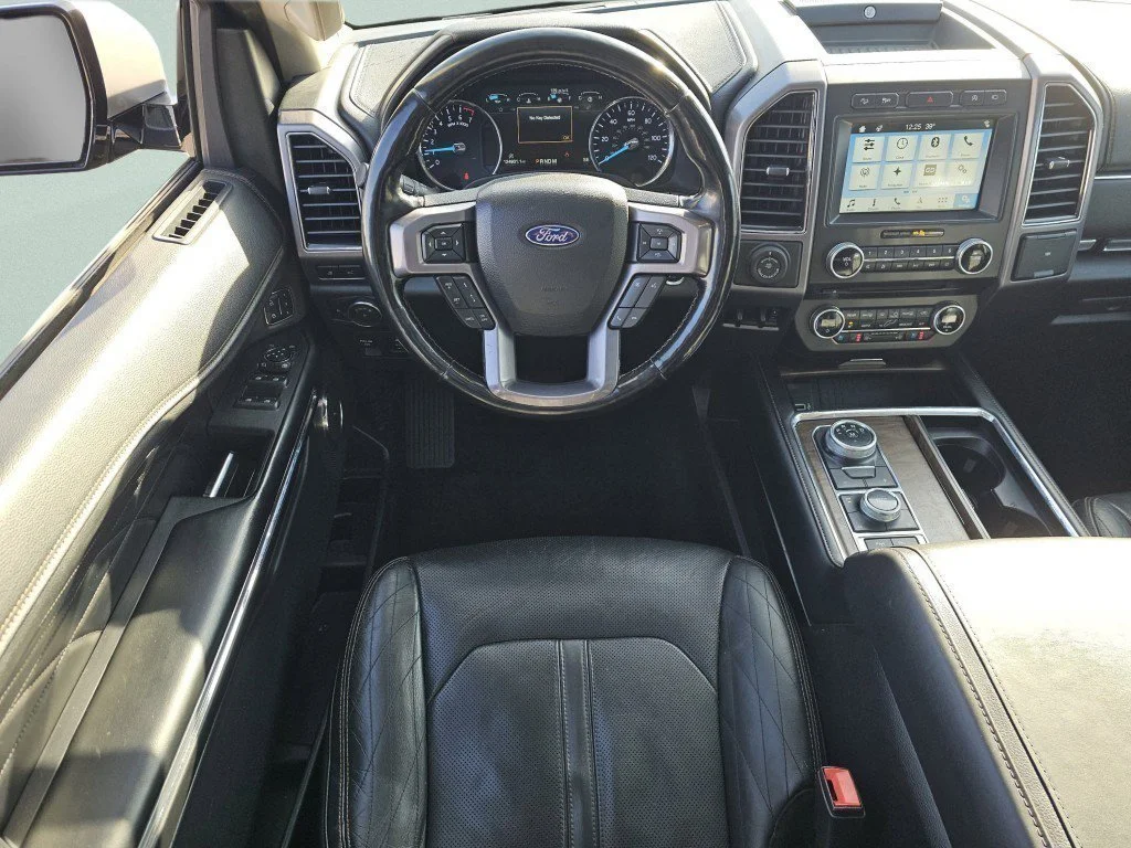 Used 2018 Shadow Black Ford Platinum image 4