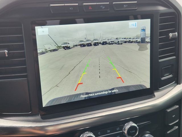 Used 2022 White Ford Lariat image 19