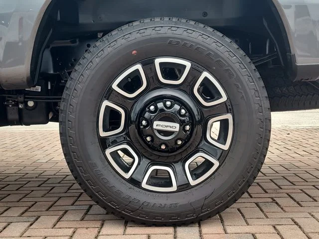 New 2026 Gray Metallic Ford Platinum image 8