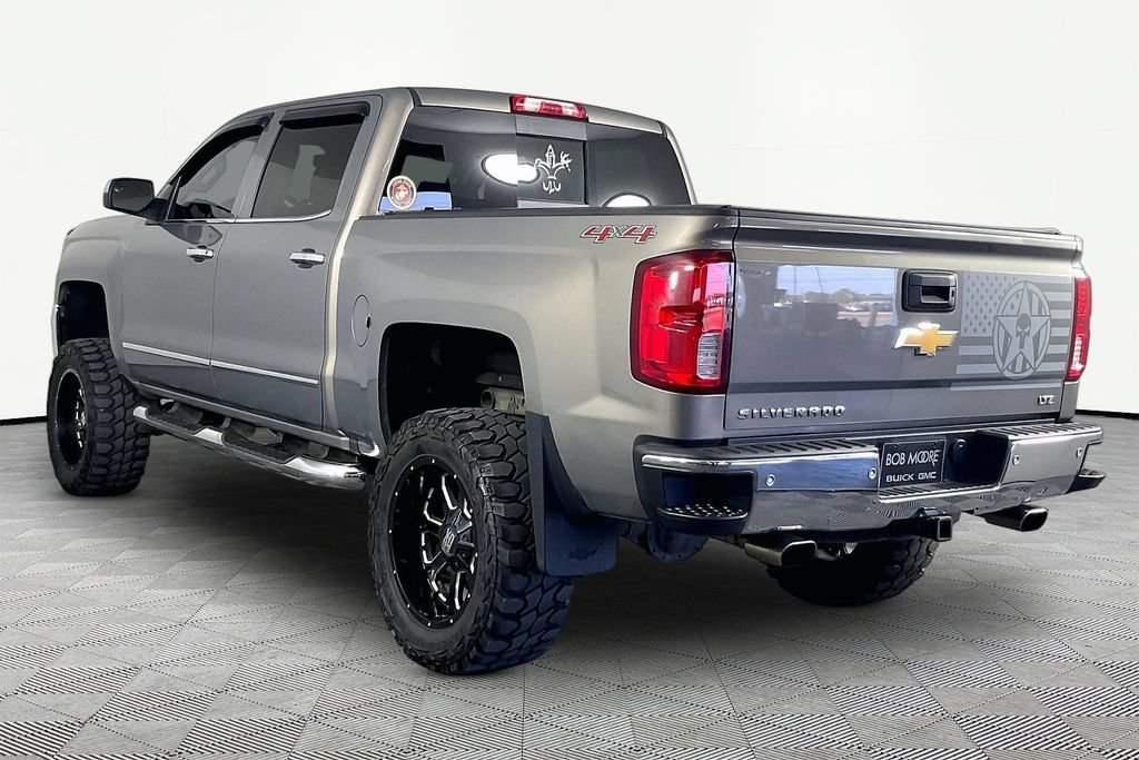 2017 Chevrolet Silverado 1500 LTZ - Photo 4