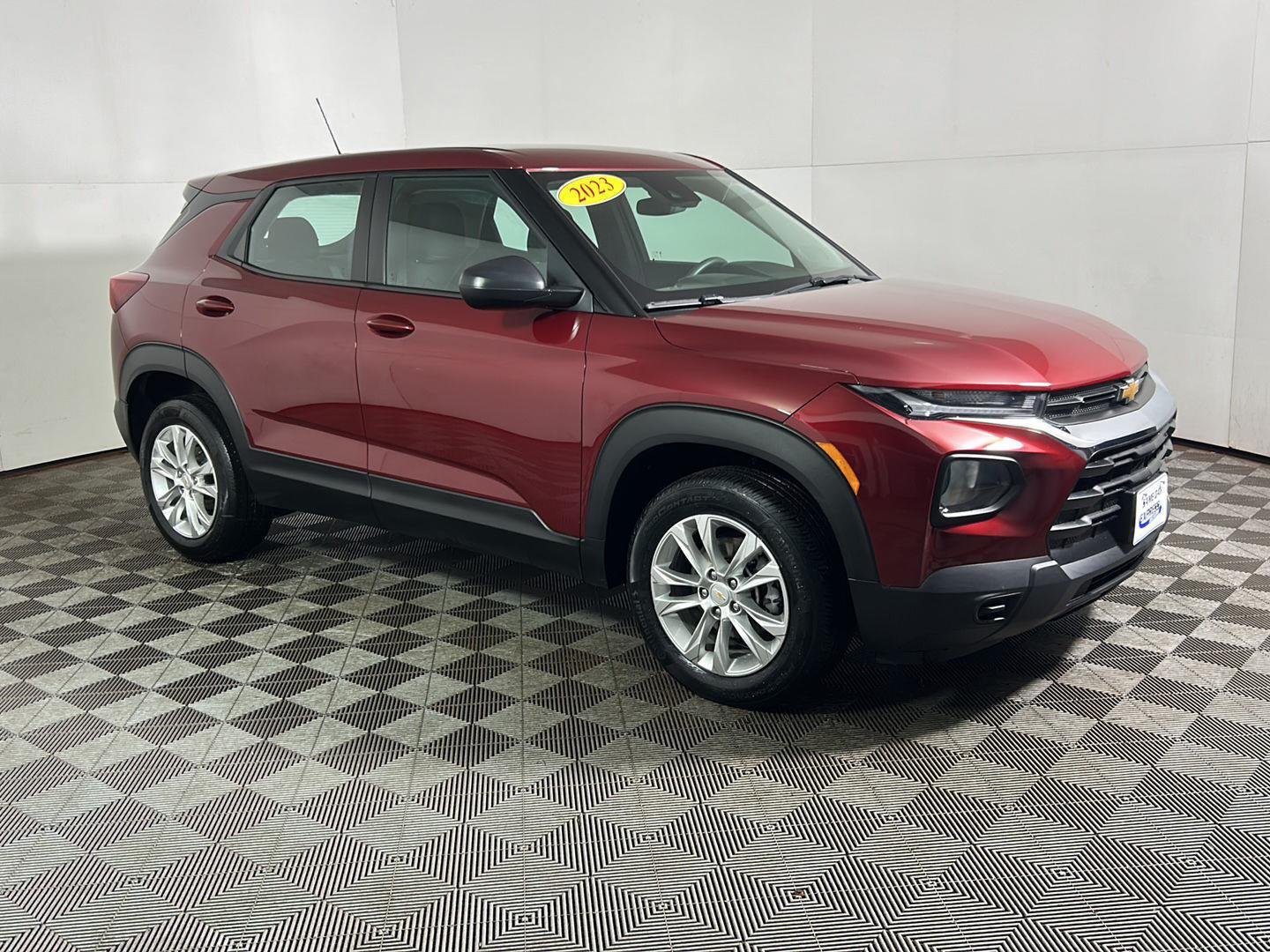 Used 2023 Crimson Metallic Chevrolet LS image 5