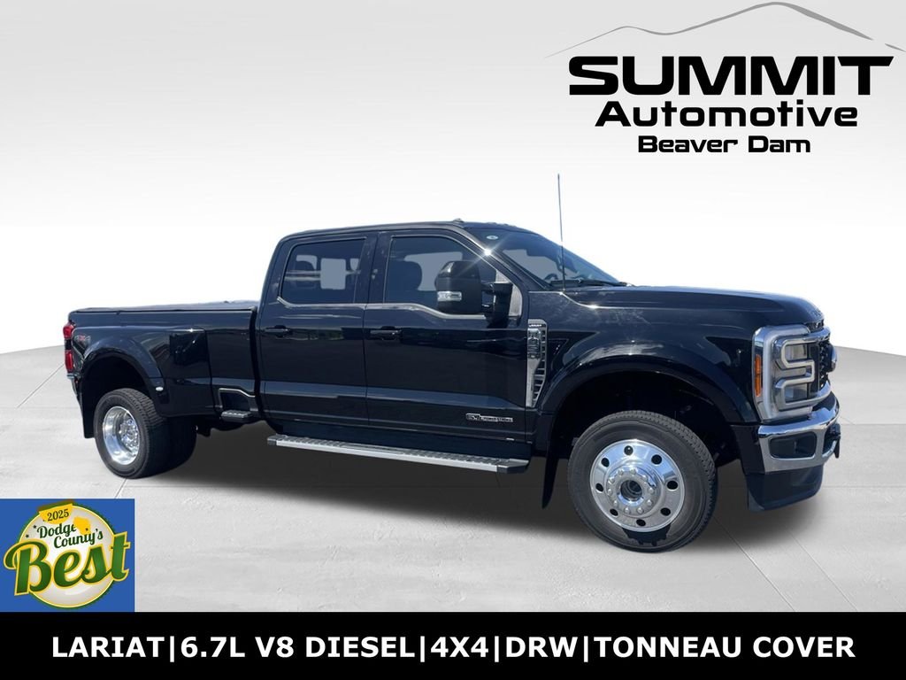Used 2023 Black Ford Lariat image 1