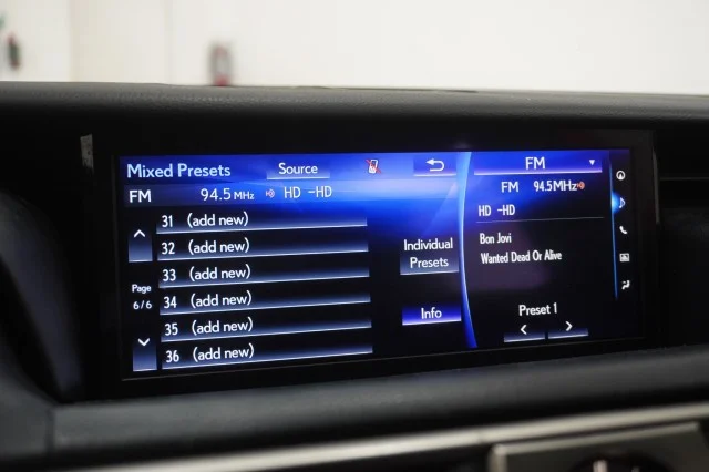 Used 2019  Lexus IS 300 F SPORT image 29