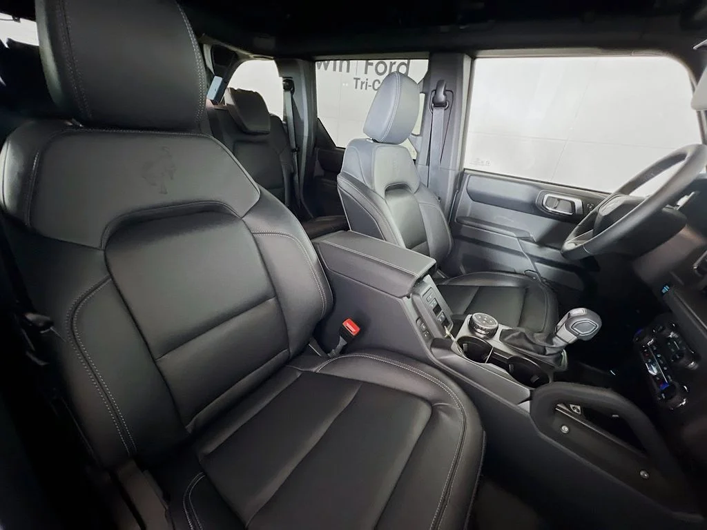 New 2025 Gray Ford Badlands image 17