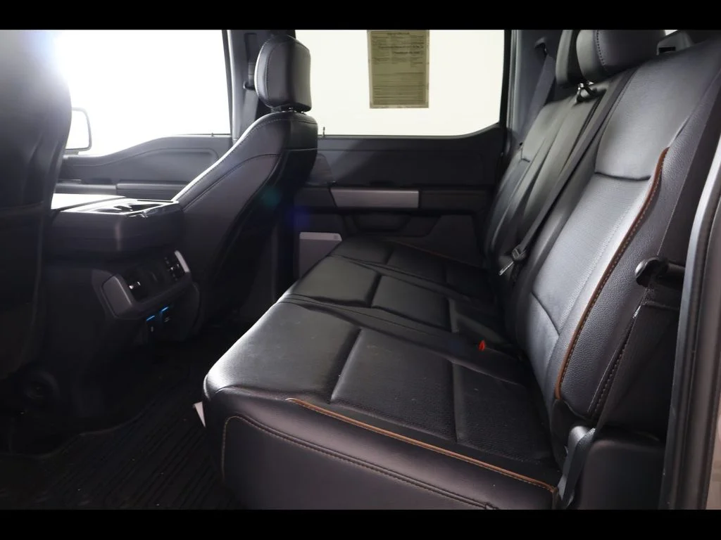 Used 2025 Gray Ford Lariat image 9