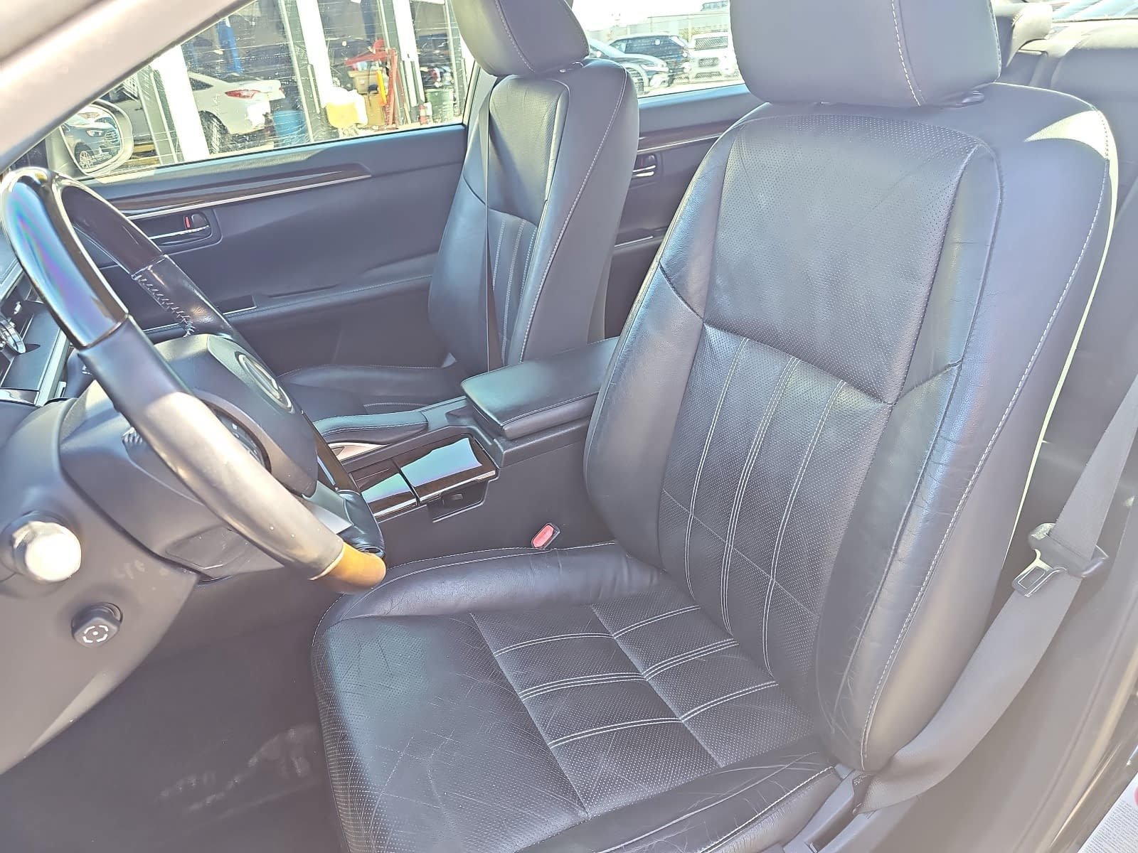 Used 2016 Black Lexus 350 image 15