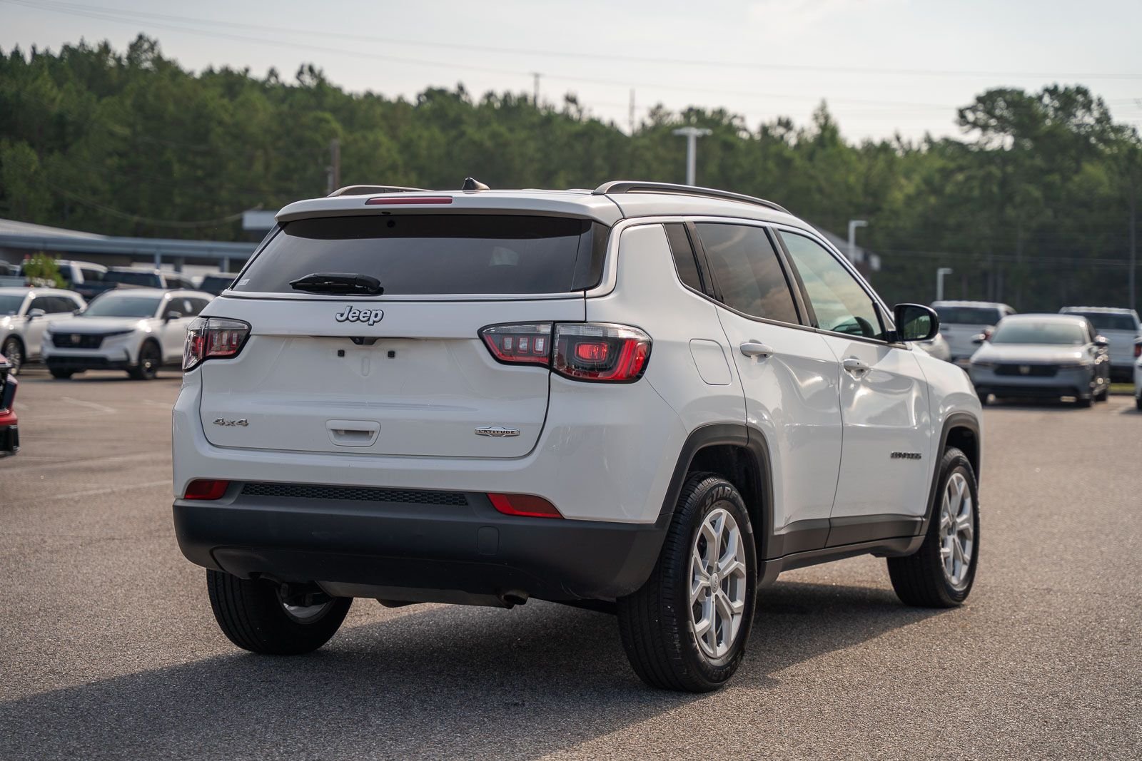 2024 Jeep Compass Latitude - Photo 8