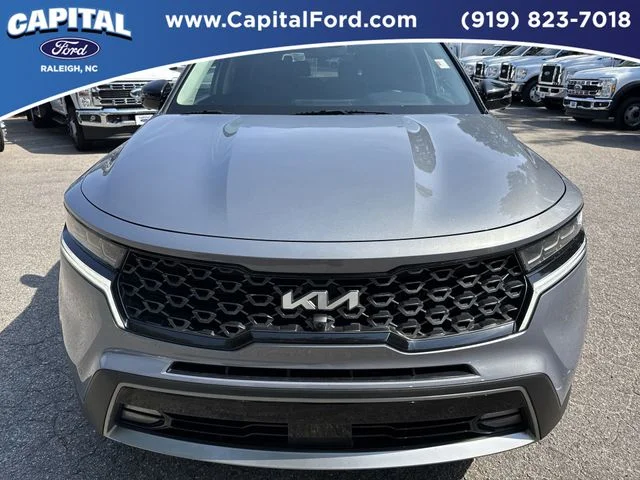 Used 2023 Silver Kia X-Line SX Prestige image 10