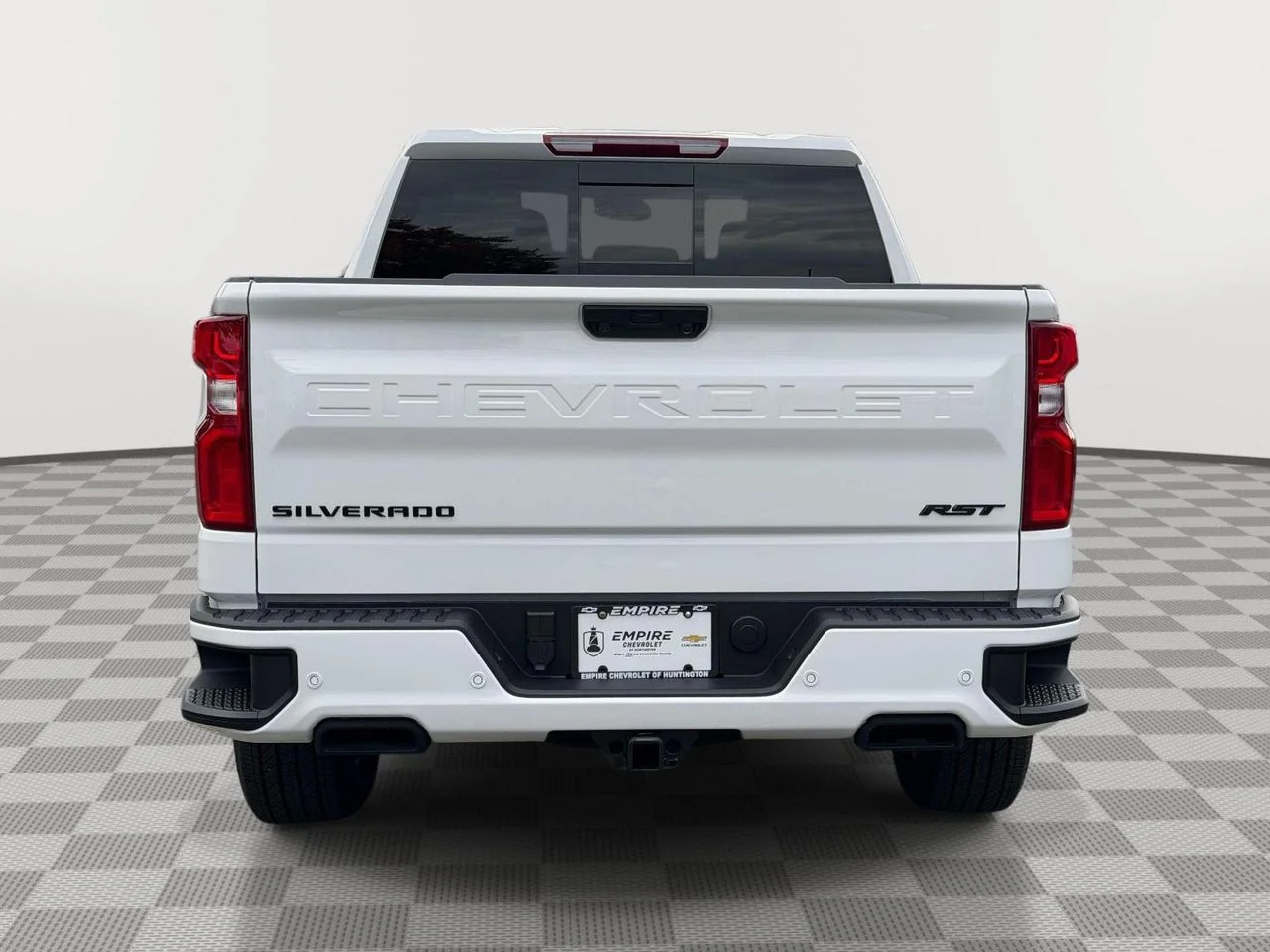 Used 2026 Summit White Chevrolet 4WD Crew Cab Short Bed RST image 4