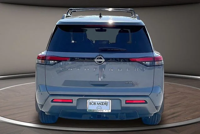 New 2026 Gray Nissan Platinum image 4