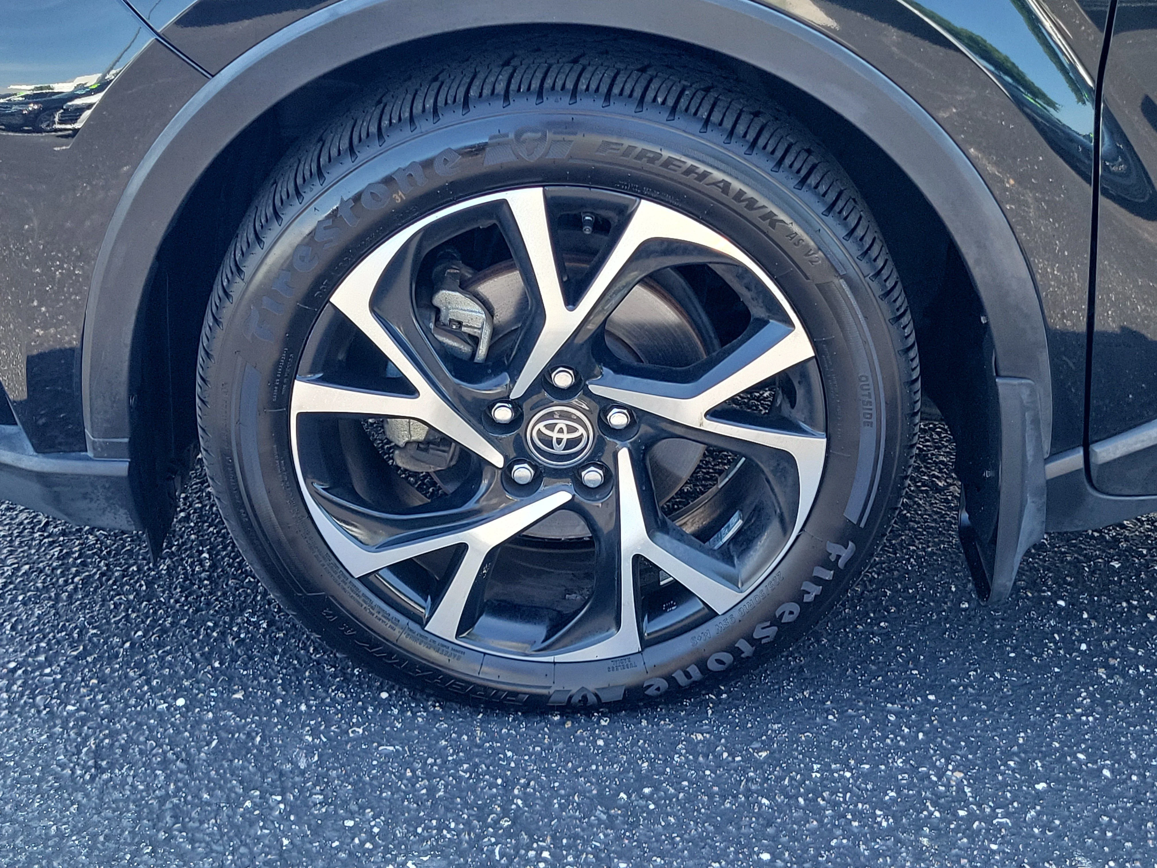 Used 2021 Black Toyota XLE image 29