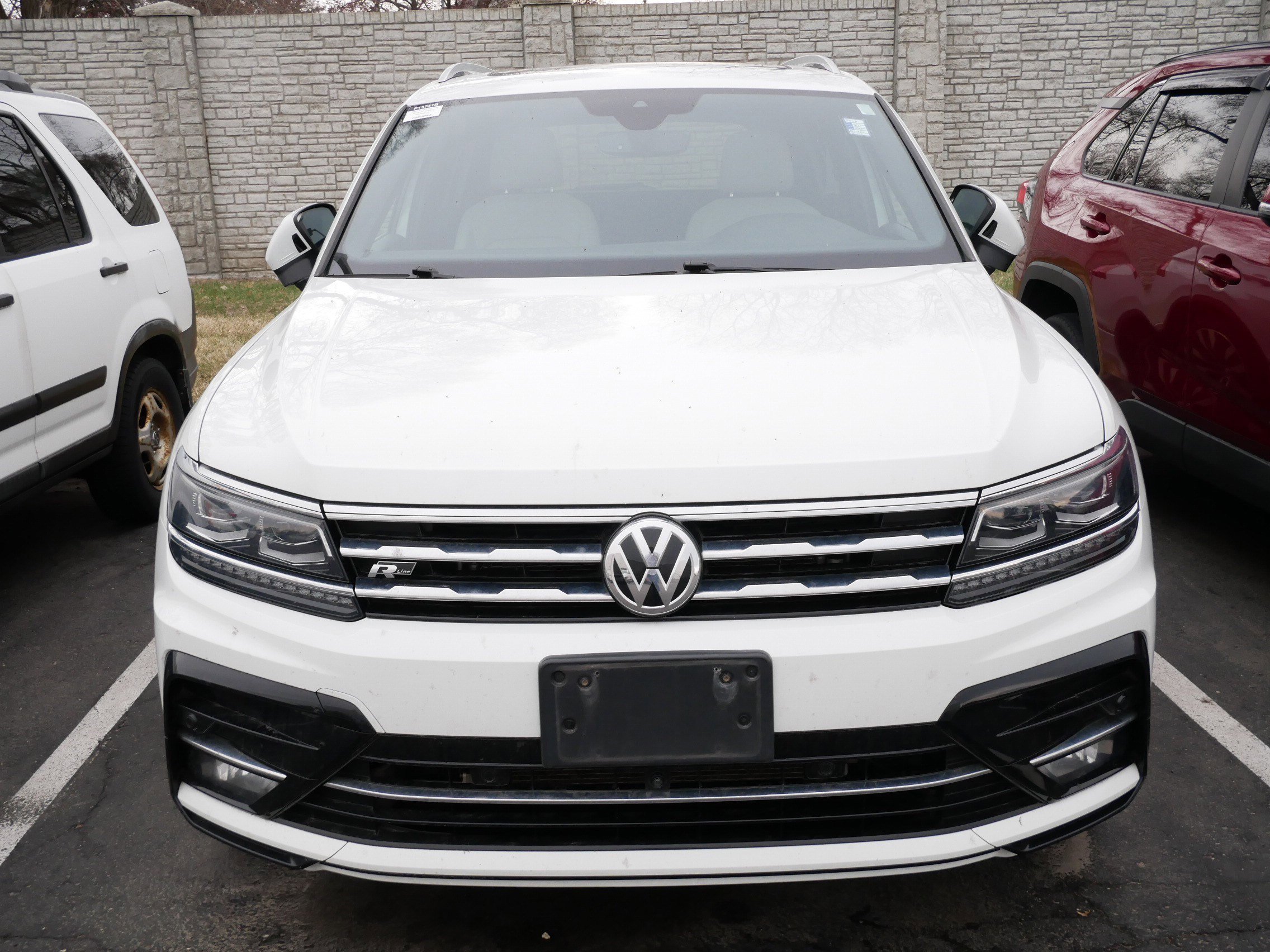 Used 2021 Volkswagen Tiguan SEL Premium R-Line with VIN 3VV4B7AX2MM068210 for sale in Brooklyn Center, Minnesota