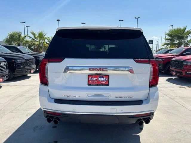 Used 2023 White GMC Denali image 5