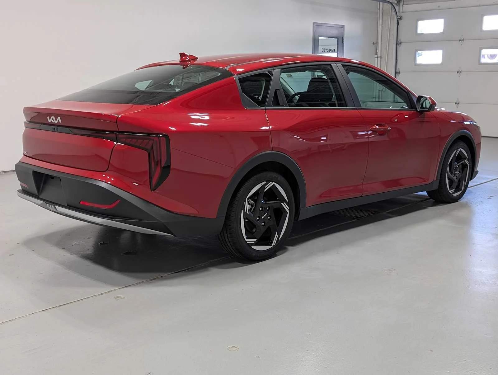 Used 2025 Currant Red Kia EX image 8