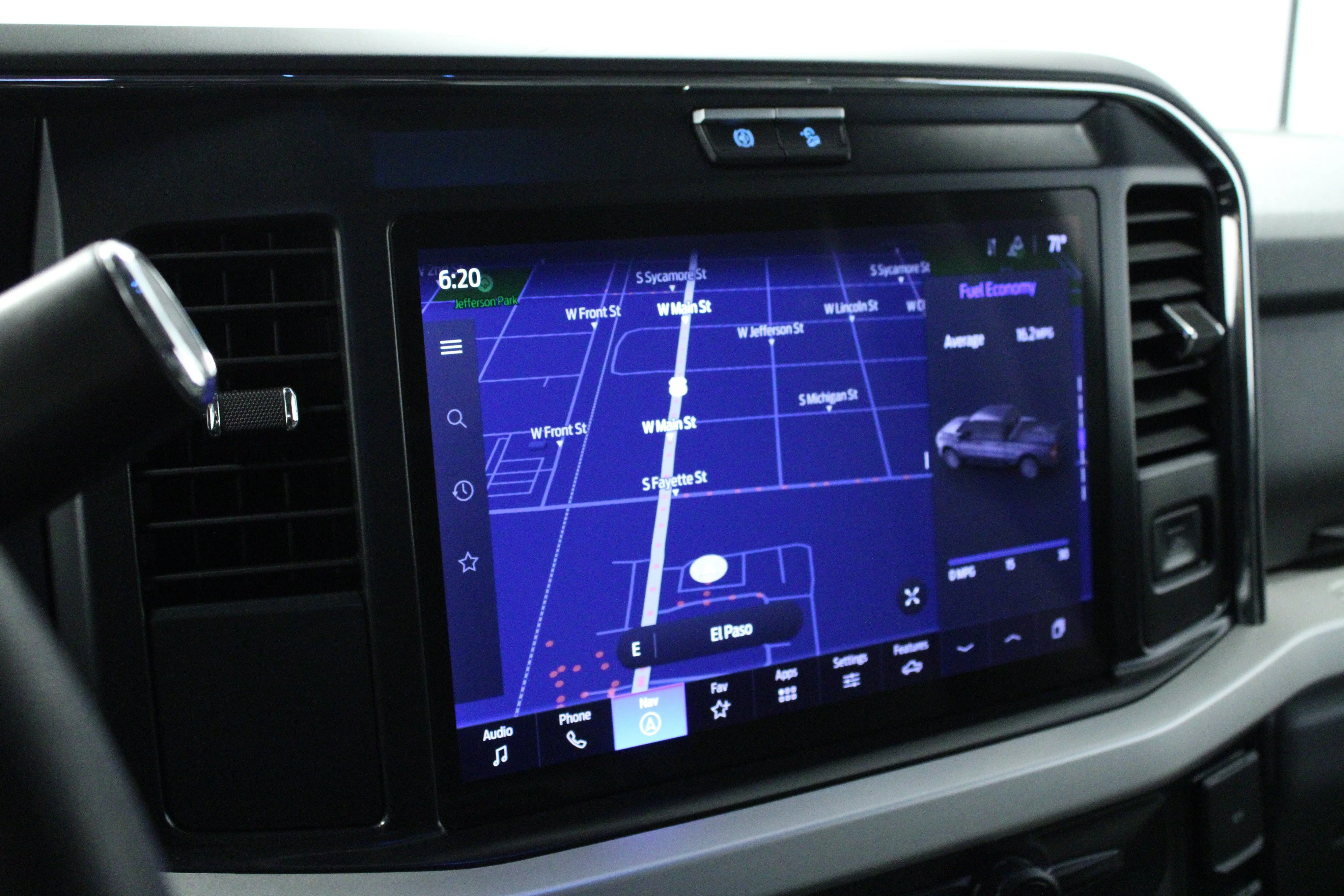 Used 2025 Avalanche Ford XLT image 24