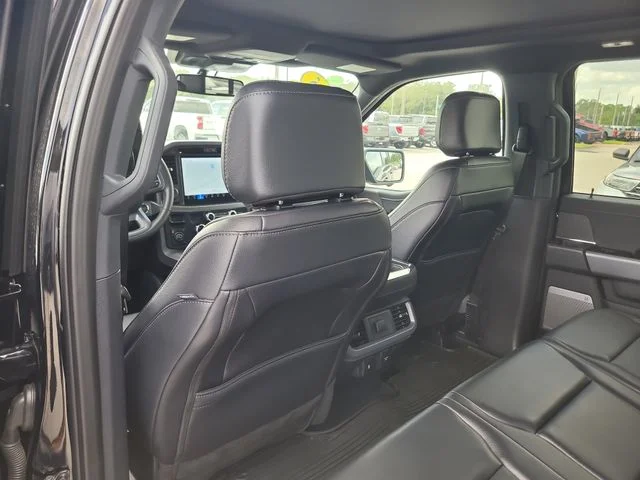 Used 2025 Black Ford XLT image 13
