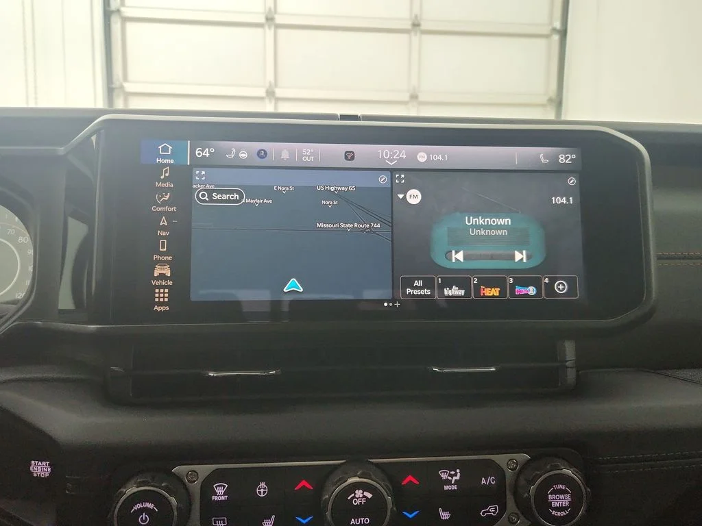 New 2026 Reign Exterior Paint Jeep Mojave X image 24