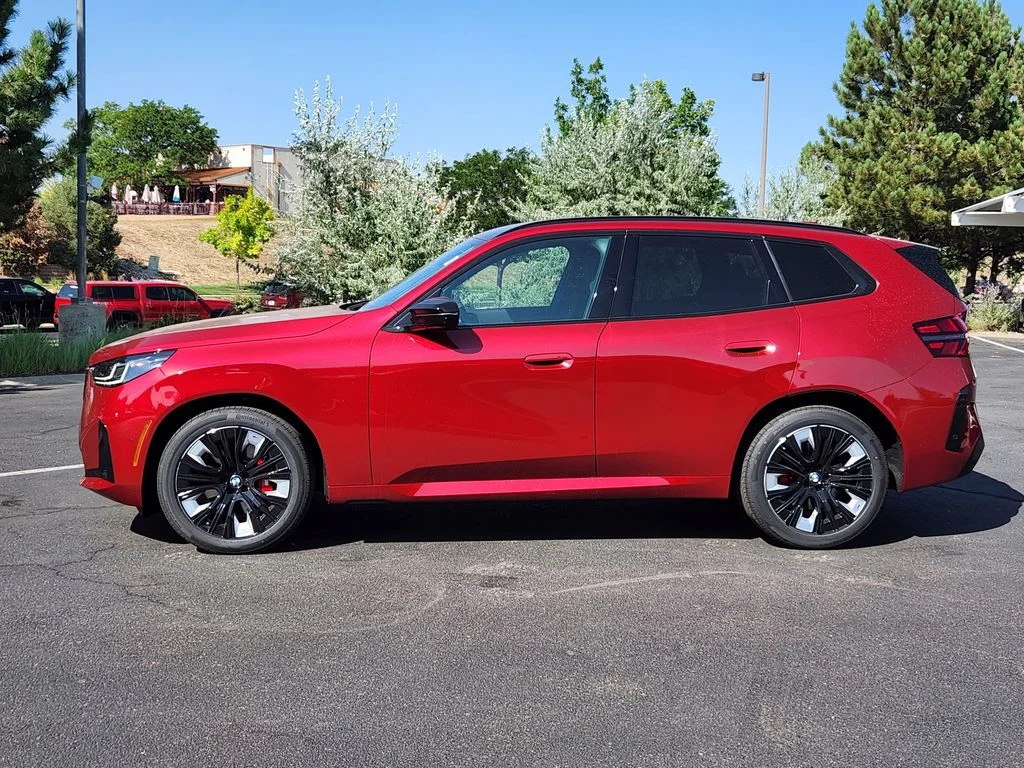 New 2026 Vegas Red Metallic BMW M50 xDrive image 2