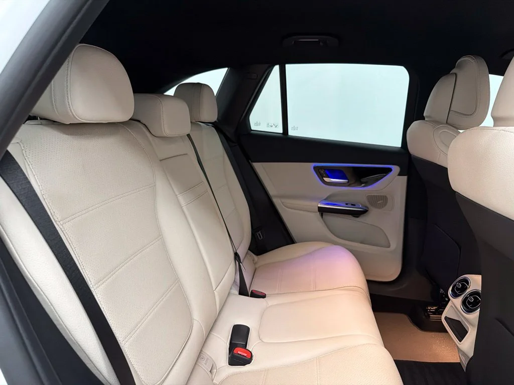 Certified Used 2025 White Mercedes-Benz GLC 350e image 30