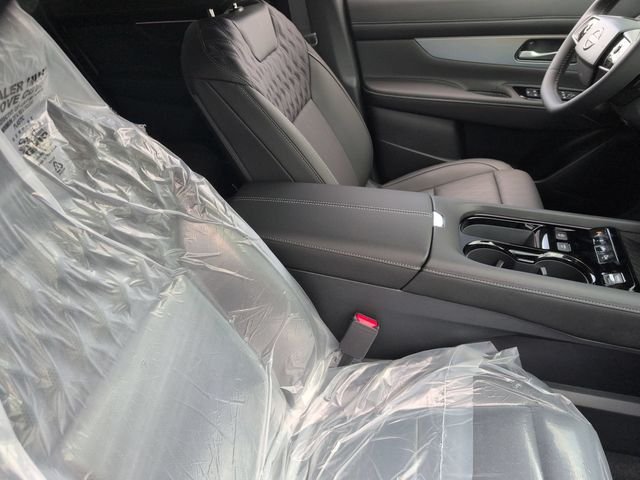 New 2026 Gray Nissan Platinum image 27
