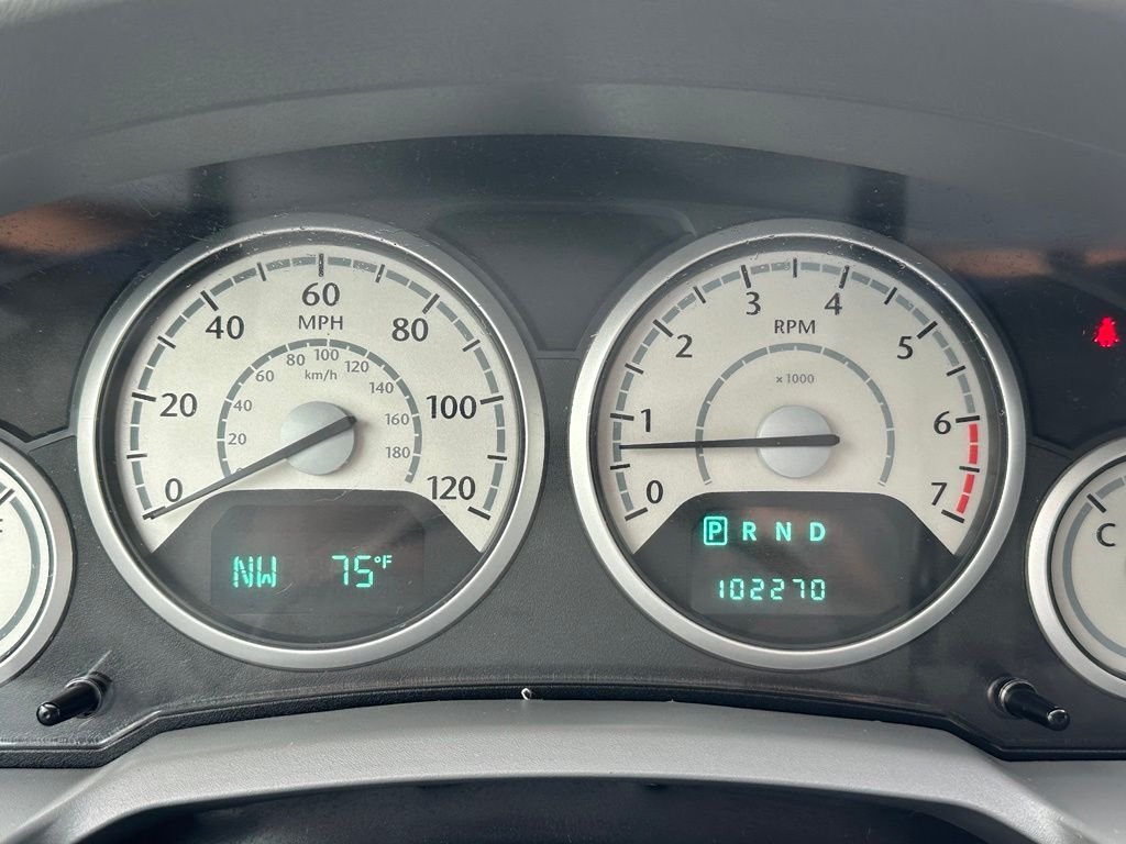 Used 2010 Gold Chrysler Touring image 25