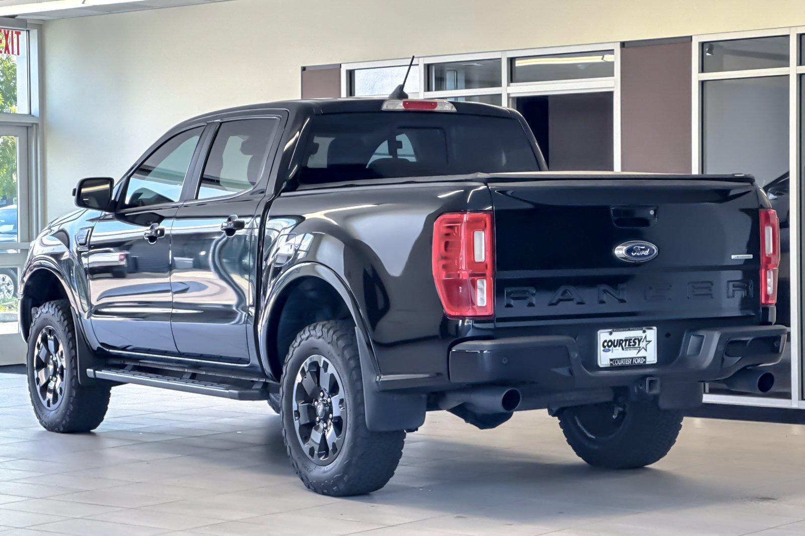Used 2020 Shadow Black Ford LARIAT image 6