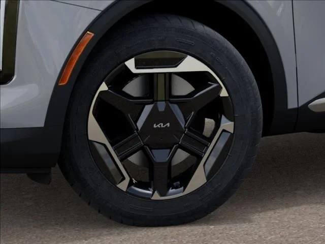 New 2027 Wolf Gray Kia S image 9