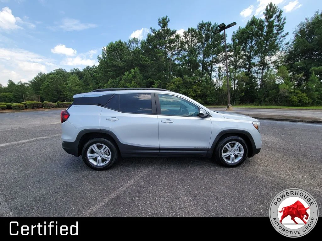Used 2022 Silver GMC SLE image 6