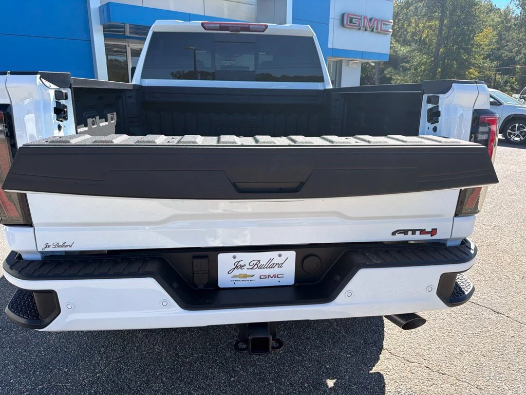 New 2026 Summit White GMC AT4 image 8