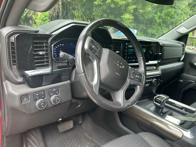 Used 2023 Red Chevrolet RST image 13