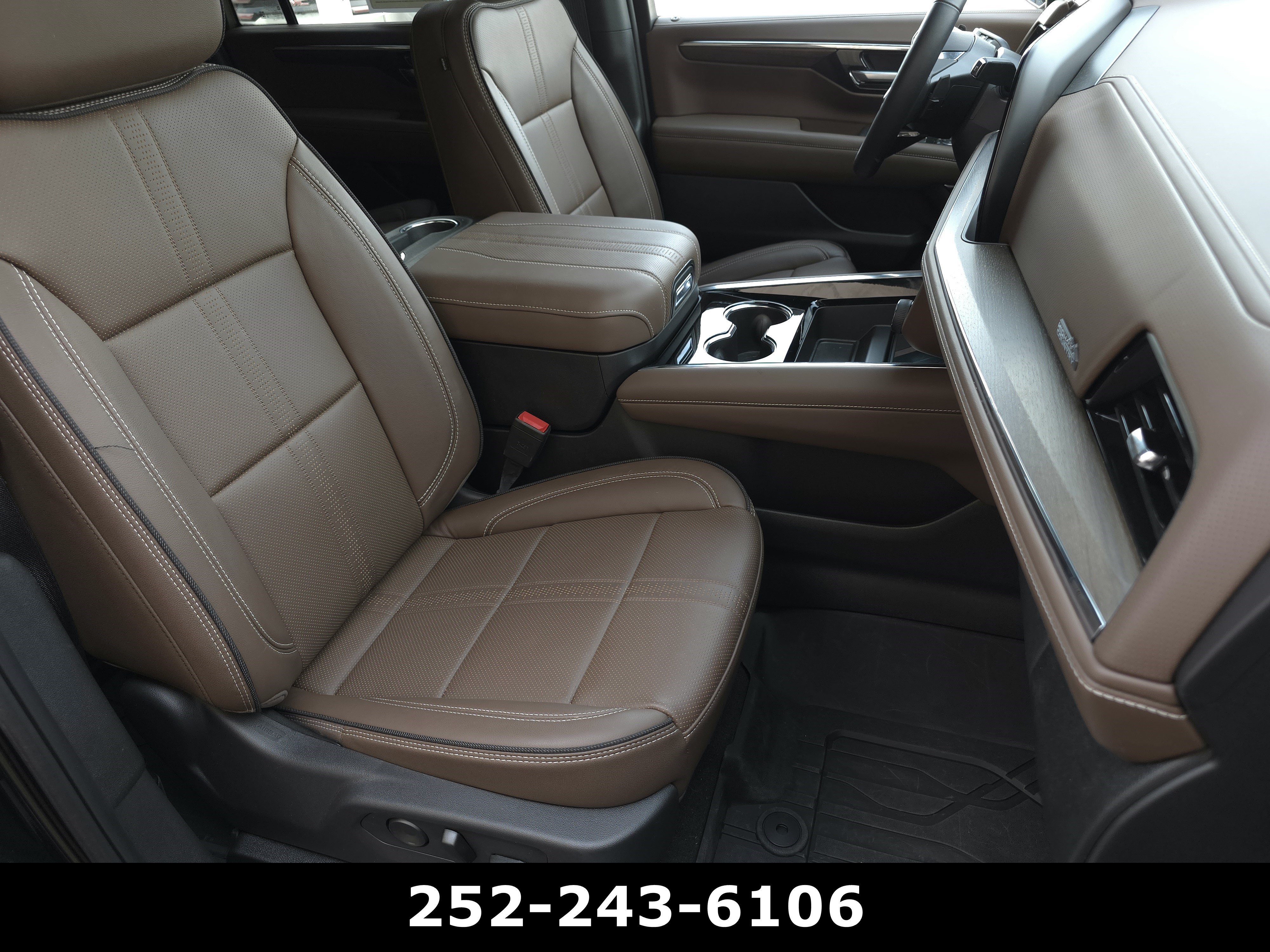 Used 2025 Black Chevrolet High Country image 46