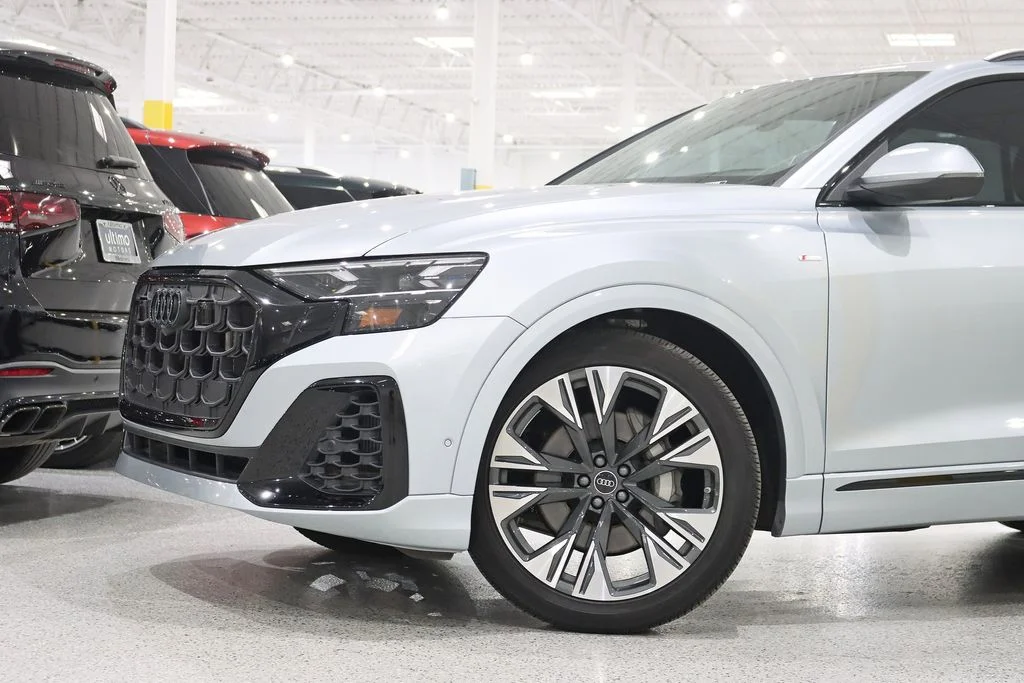 Used 2025 Silver Audi 55 Prestige image 2