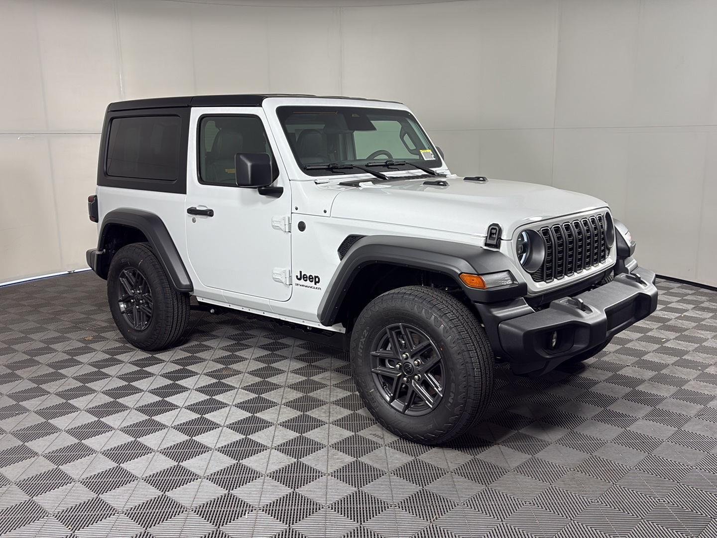 New 2026 Bright White Clear-Coat Exterior Paint Jeep Sport S image 2