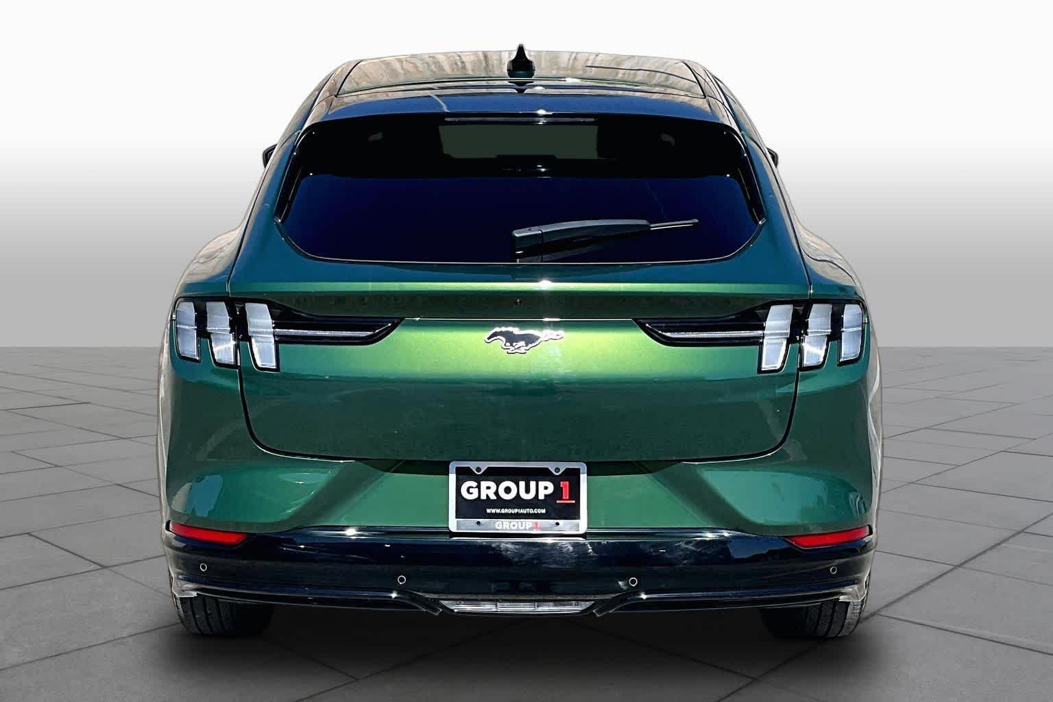 Used 2024 Eruption Green Ford Premium image 4