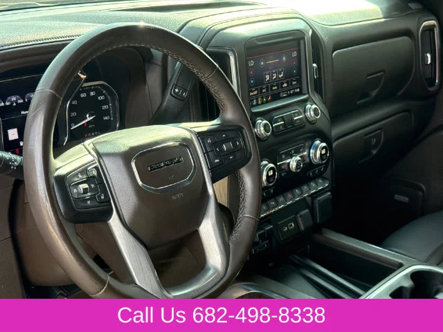 Used 2023 White GMC Denali image 19