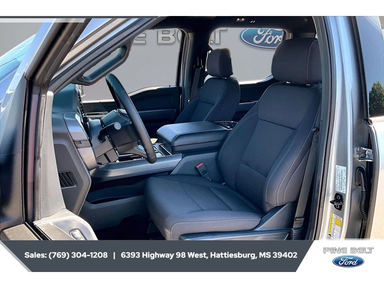 New 2026 Iconic Silver Metallic Ford XLT image 19
