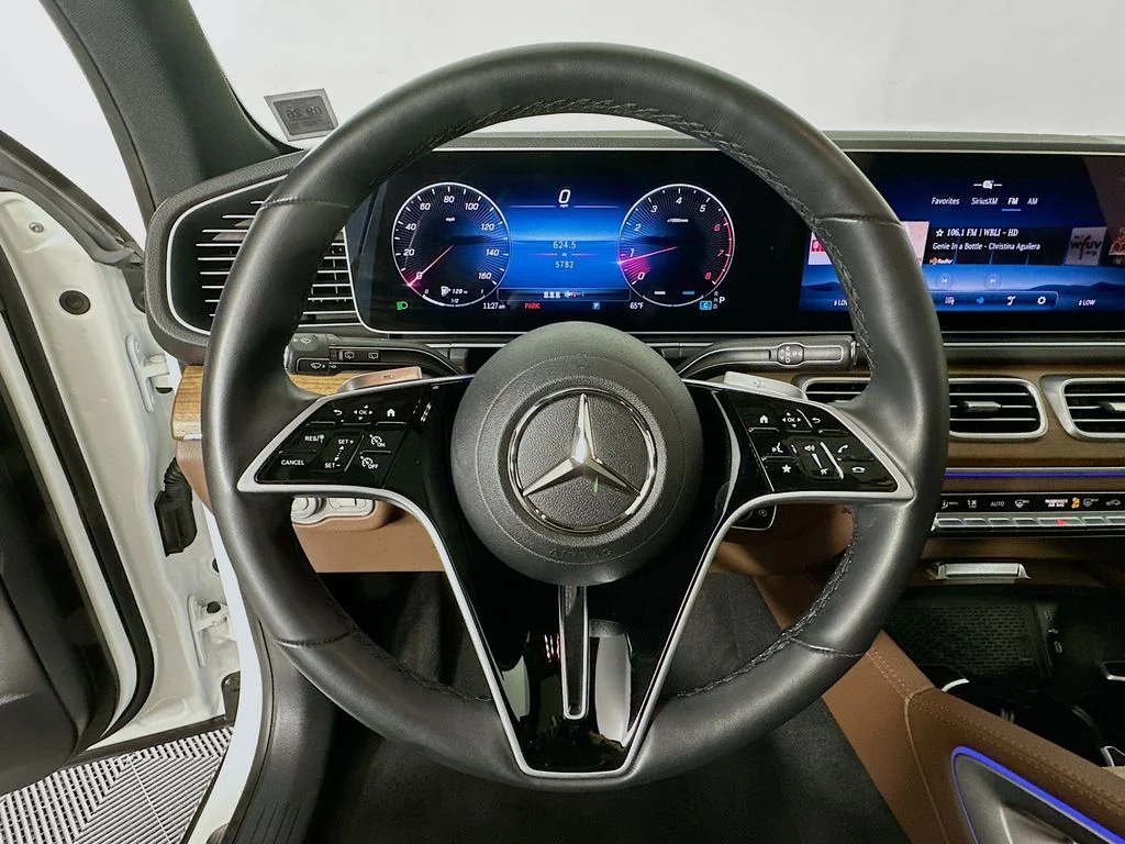 Used 2024 White Mercedes-Benz GLE 450 image 8