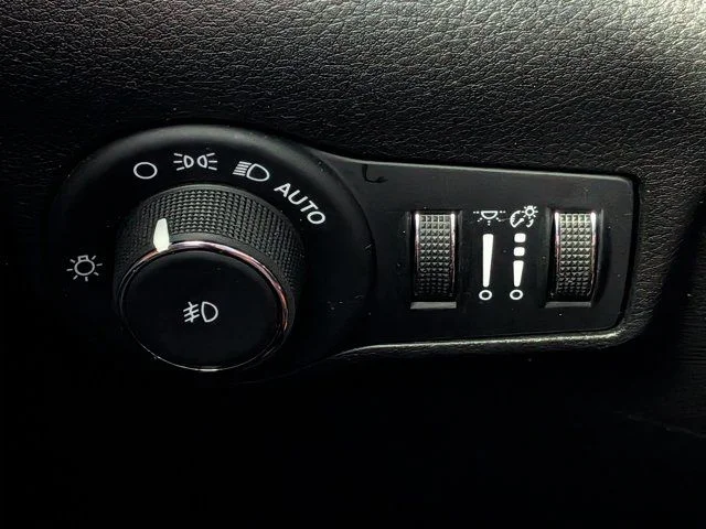 Certified Used 2025 Black Jeep Latitude image 25