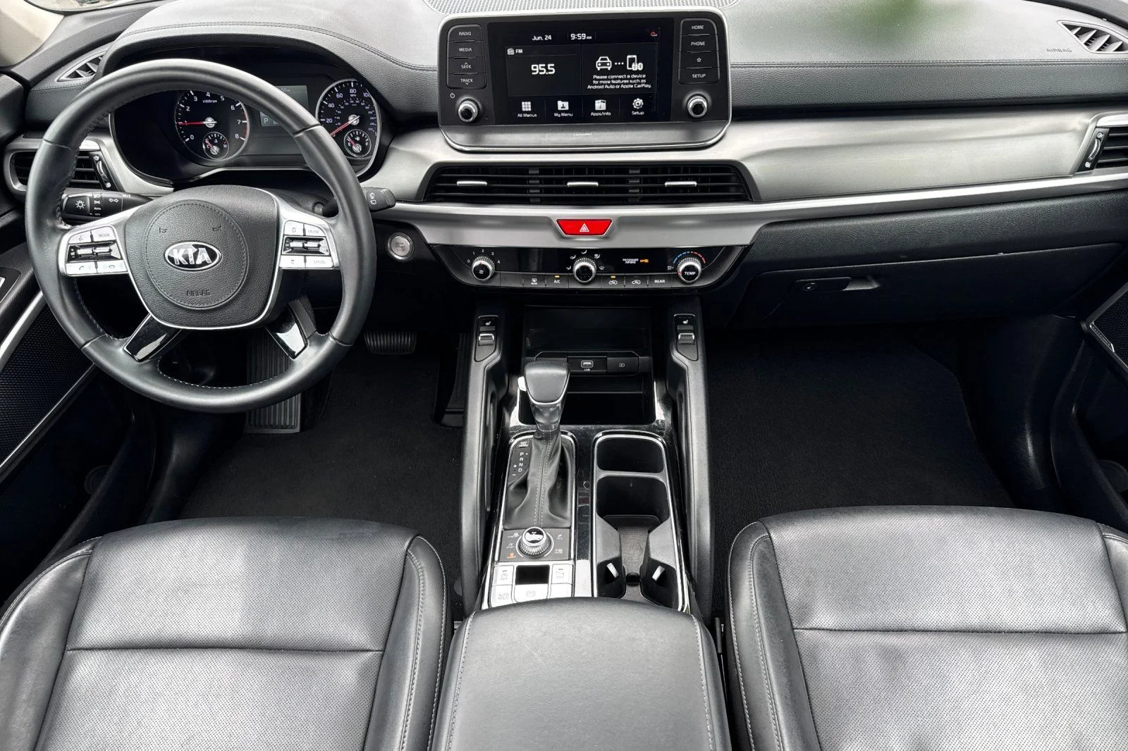 Certified Used 2021 Snow White Pearl Kia S image 5