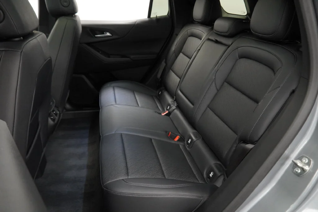 Certified Used 2025 Sterling Gray Metallic Chevrolet LT image 20