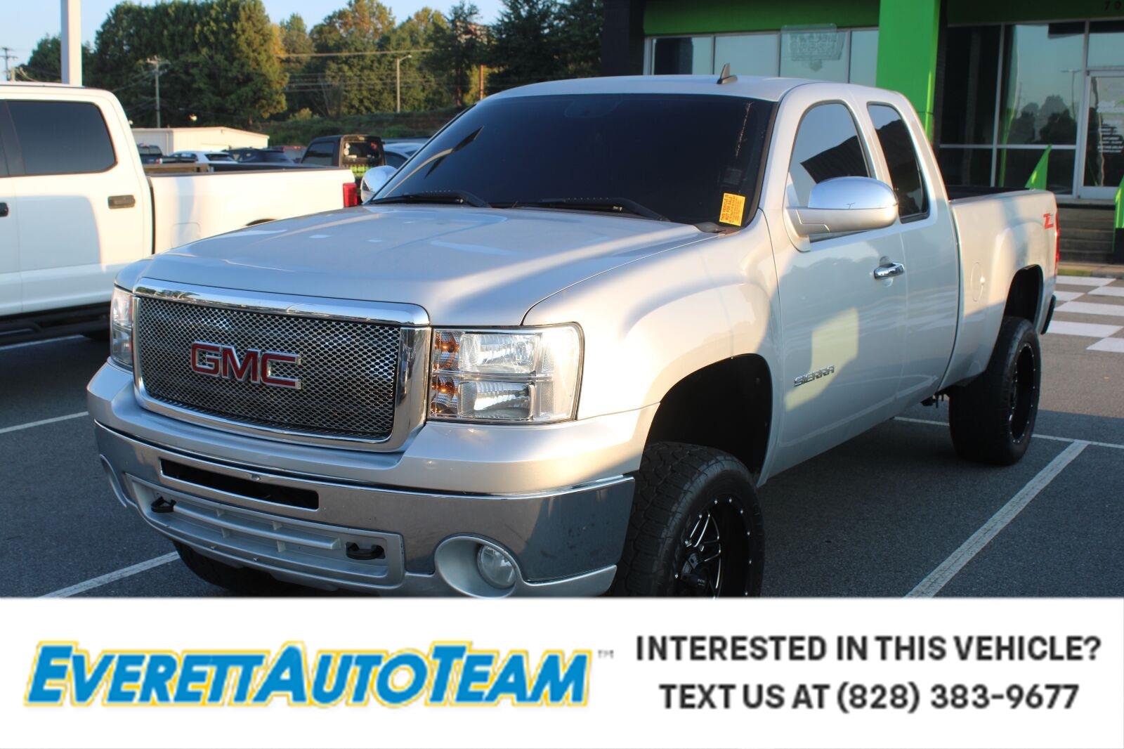 Used 2012 Quicksilver Metallic GMC SLE image 1